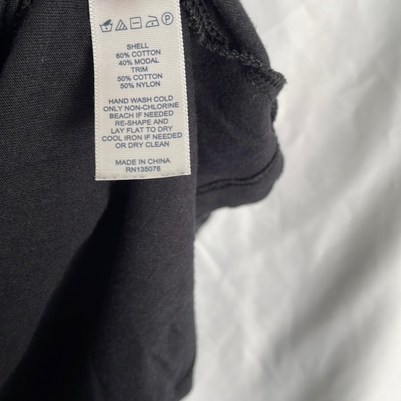 Slight Puffy Shoulder Laced Top - Picture 5 of 5